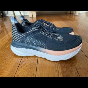 HOKA One One Bondi 6 Running sneaker- size 7